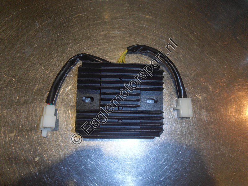 Spanningsregelaar EGL 300cc DOHC Spanningsregelaar EGL 300cc DOHC